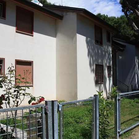 Villaggio Solveig Family Apartments Lido di Jesolo Exterior photo